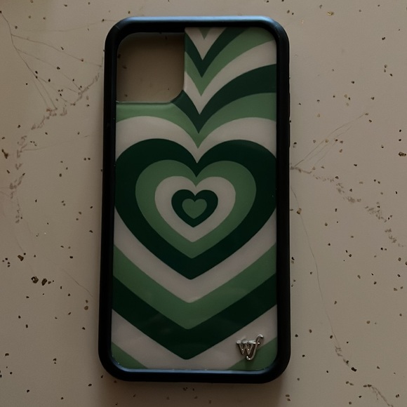 w i l d f l o w e r  c a s e - Picture 3 of 3